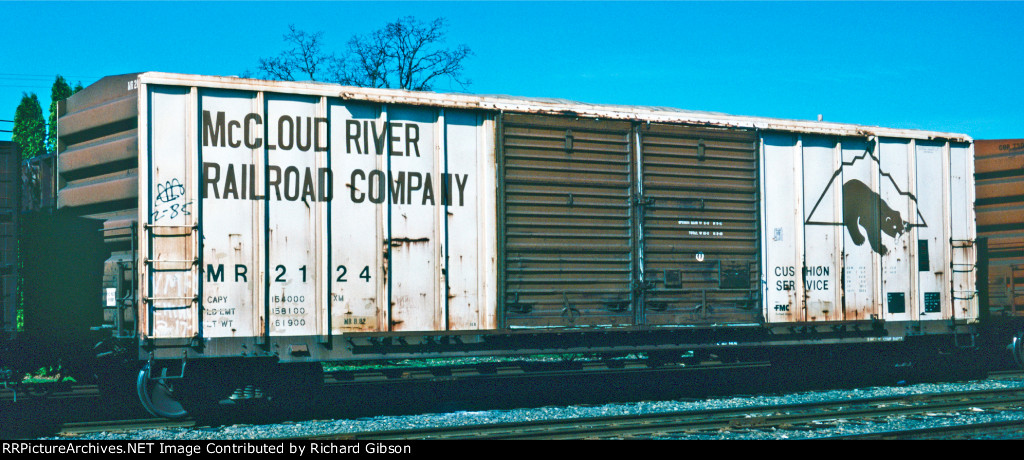 MR 2124 Box Car